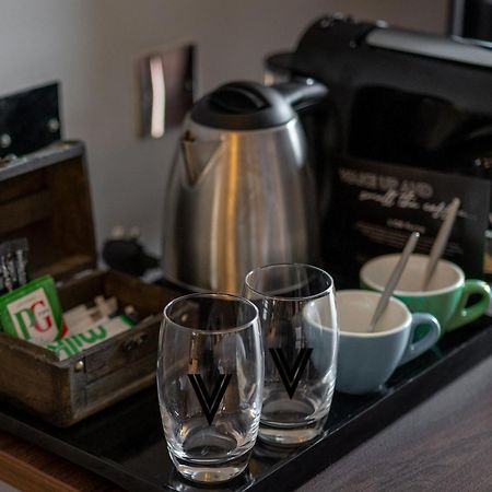 Village Hotel Блекпул Екстериор снимка