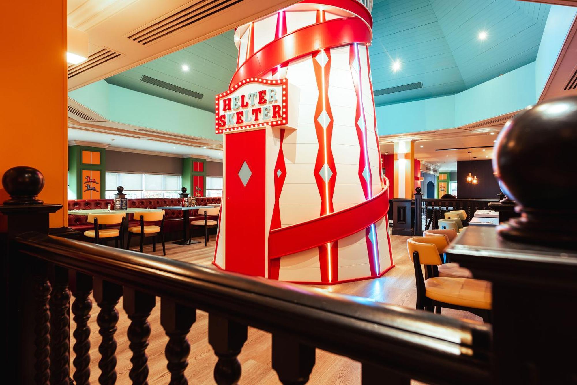 Village Hotel Блекпул Екстериор снимка